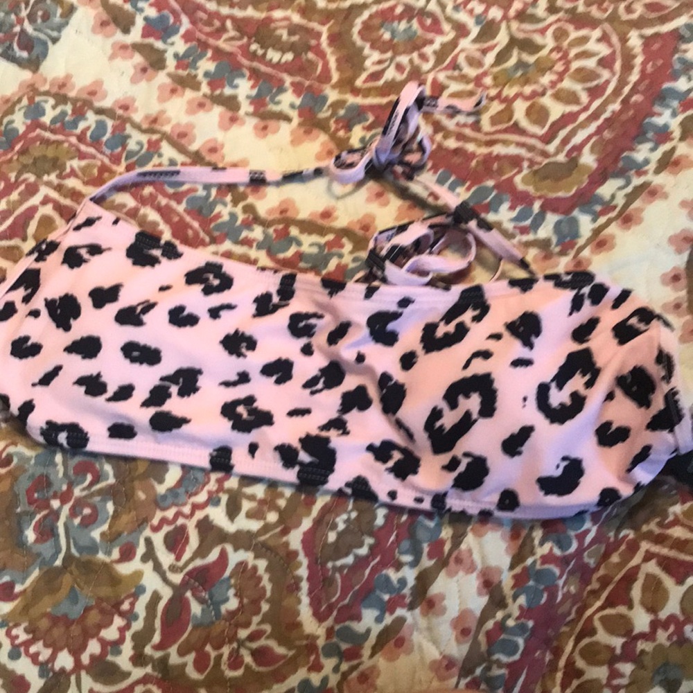 Pink cheetah bandeau Bikini! Still has tags!